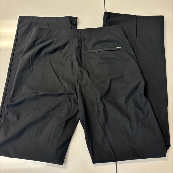 Vuori Black Wide Leg Pants. Size medium - Picture 6 of 11